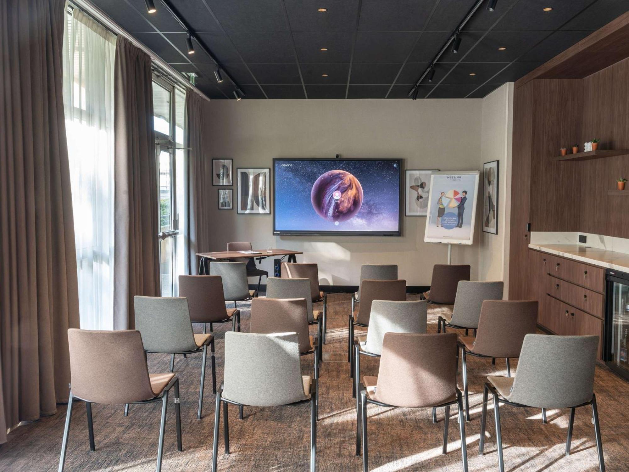 Novotel Nantes Centre Bord De Loire Εξωτερικό φωτογραφία