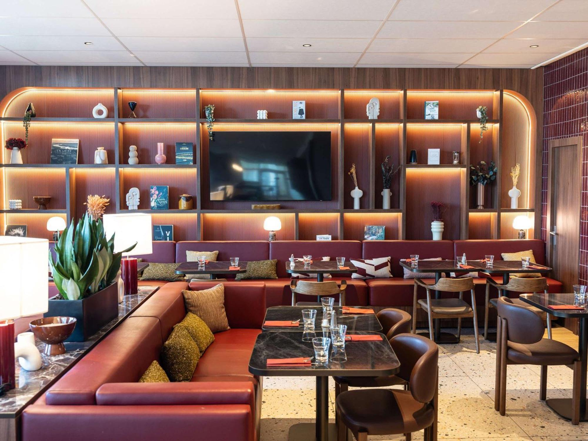 Novotel Nantes Centre Bord De Loire Εξωτερικό φωτογραφία