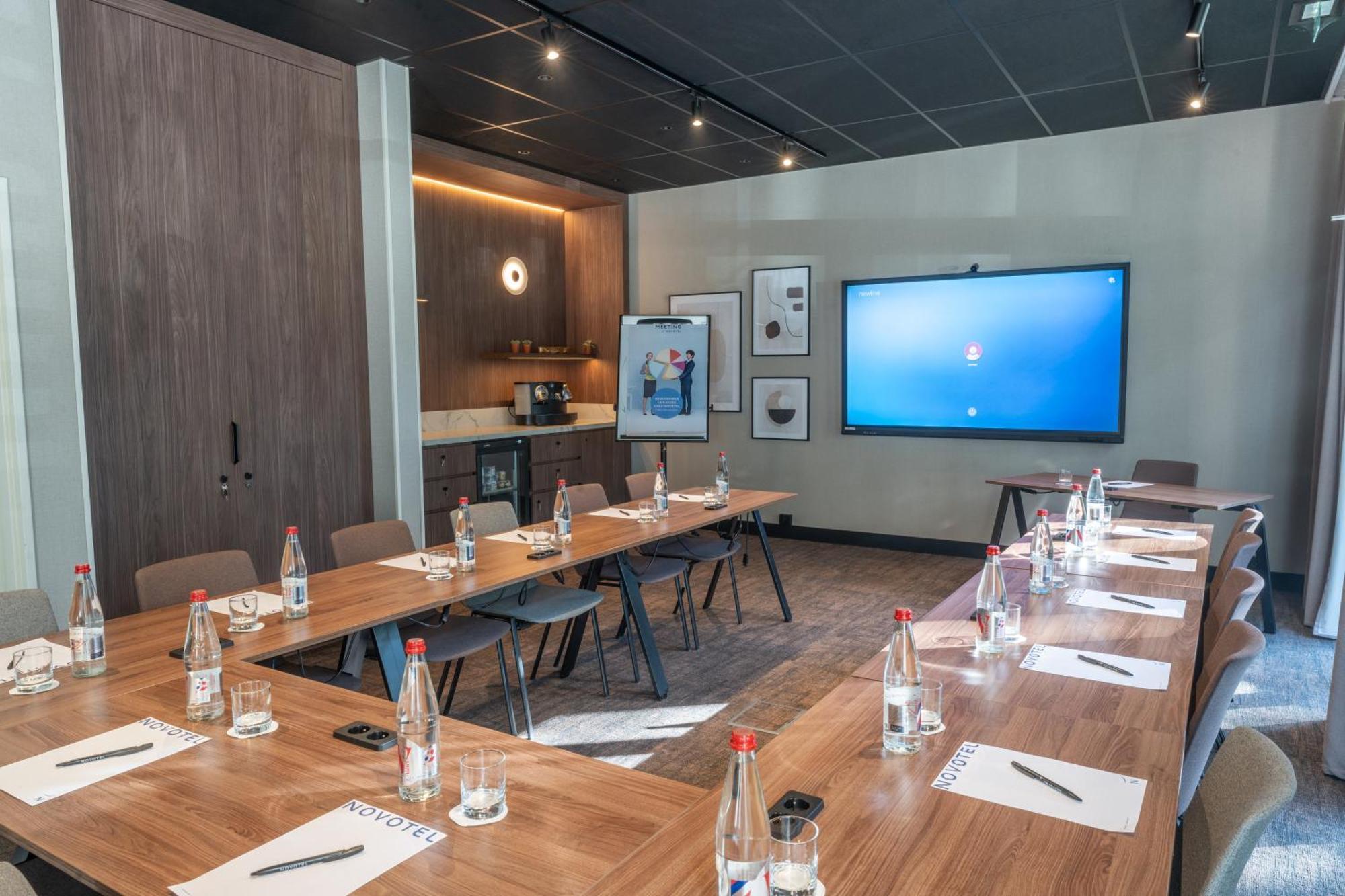 Novotel Nantes Centre Bord De Loire Εξωτερικό φωτογραφία