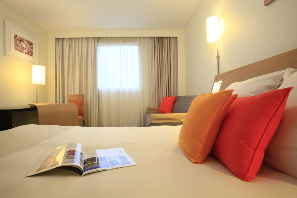Novotel Nantes Centre Bord De Loire Εξωτερικό φωτογραφία